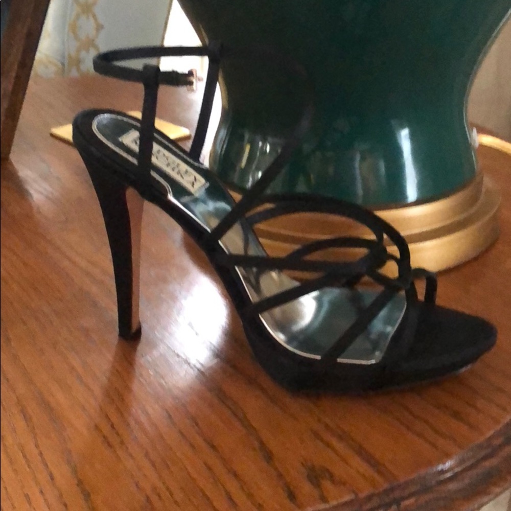 Badgley Mischka Strappy Sandals